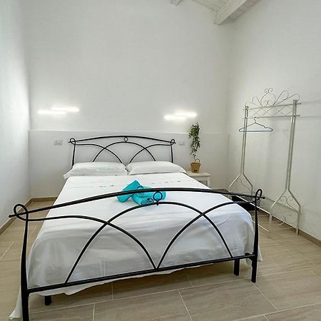 B&B Dimora Orru - Uva 까브라스 외부 사진
