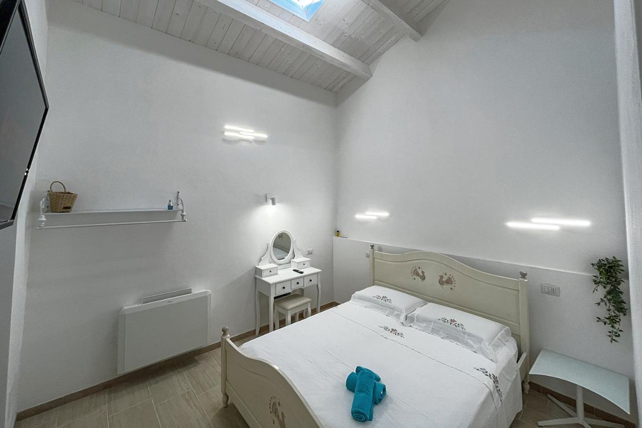 B&B Dimora Orru - Uva 까브라스 외부 사진